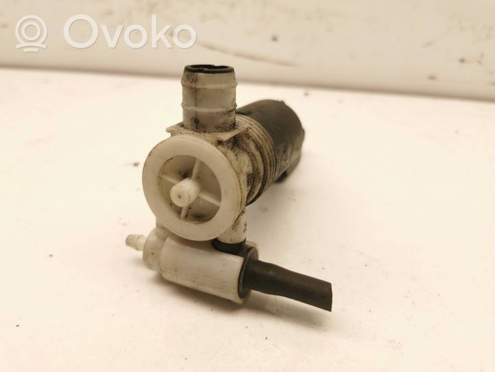 Chrysler Voyager Windscreen/windshield washer pump 