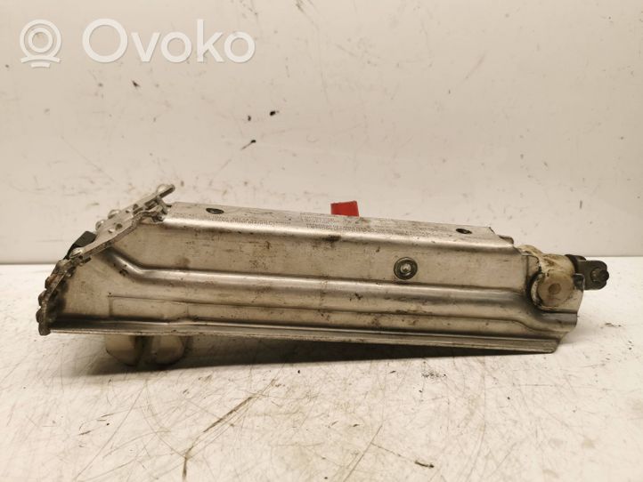 Audi A4 S4 B5 8D Lift Jack 8D0011031C