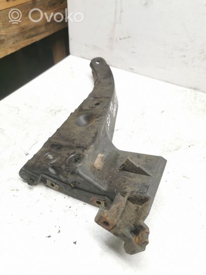 Audi A6 Allroad C5 Soporte de montaje del parachoques trasero 4Z7807454