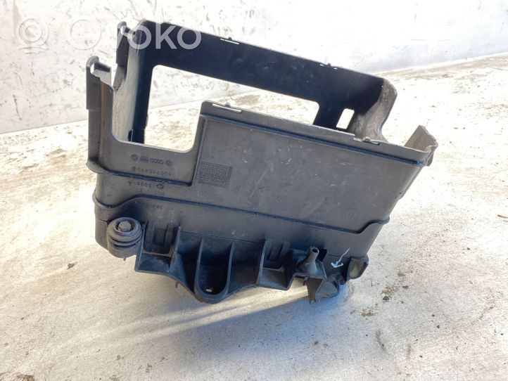 Volkswagen Polo IV 9N3 Support boîte de batterie 6q0915419b