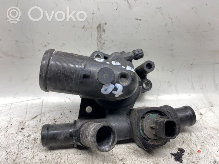 Nissan Qashqai Termostato/alloggiamento del termostato 8200801570