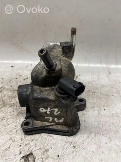 Mercedes-Benz ML W163 Boîtier de thermostat / thermostat 