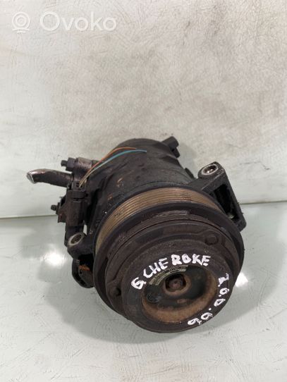 Jeep Grand Cherokee (WK) Compressore aria condizionata (A/C) (pompa) 55116835ad