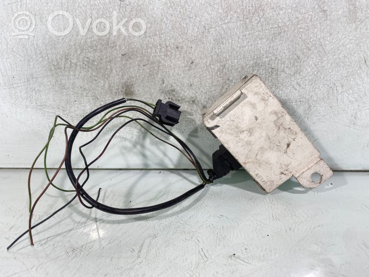 Audi 80 90 S2 B4 Ajonestolaitteen ohjainlaite/moduuli 4a0953234