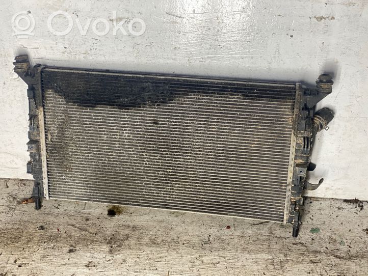Volvo V50 Coolant radiator 3m5h8005tl