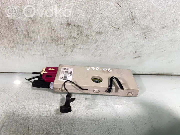 Volvo V70 Aerial antenna amplifier 31282409