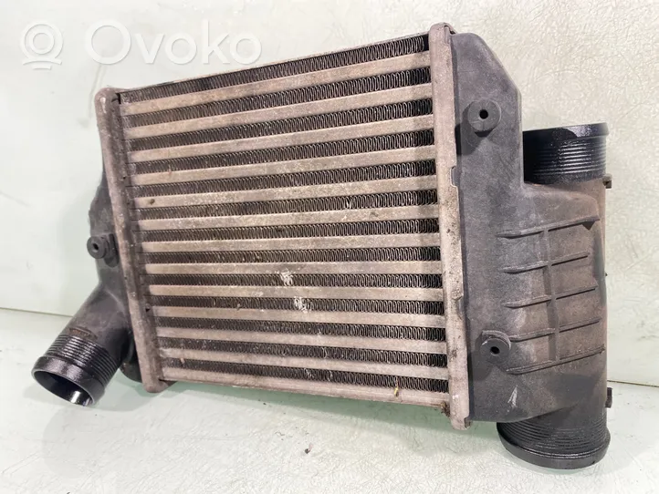 Audi A6 Allroad C6 Chłodnica powietrza doładowującego / Intercooler 4f0145806l