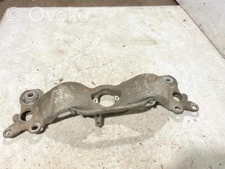 Audi A4 S4 B6 8E 8H Support de boîte de vitesses 8e0399263