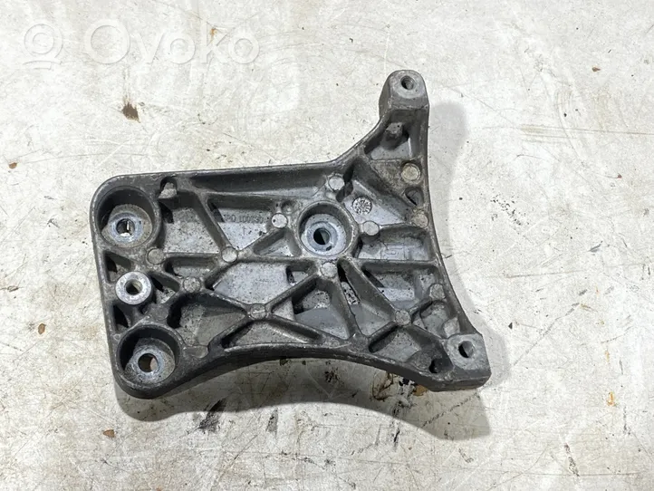 Land Rover Freelander Support de générateur / alternateur JPD100630