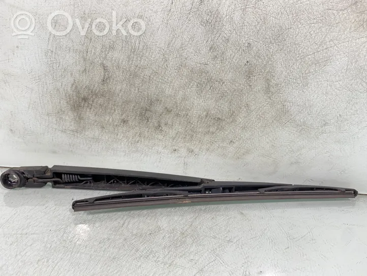 Hyundai Santa Fe Rear wiper blade arm 