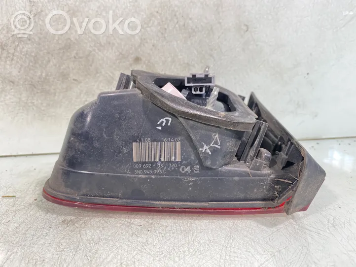 Volkswagen Tiguan Lampy tylnej klapy bagażnika 5n0945093c