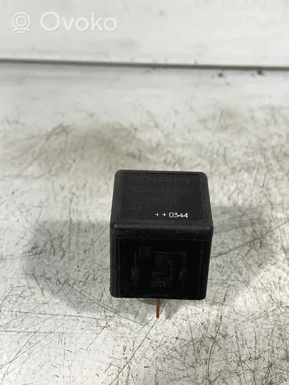 Volvo V50 Other relay 9441160