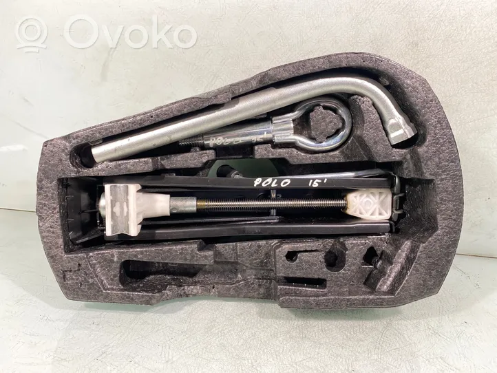 Volkswagen Polo V 6R Tool box 6q0012115k