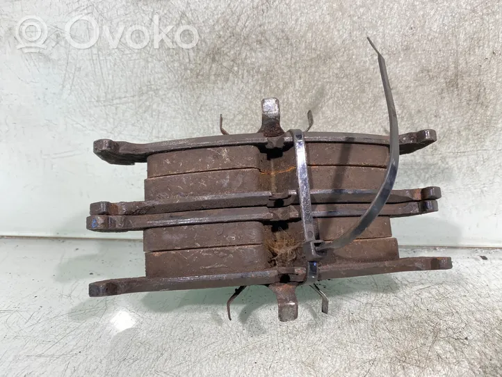 Volvo V70 Brake pads (front) 