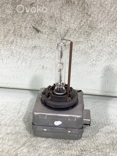 Audi A4 S4 B6 8E 8H Xenon bulb 66043