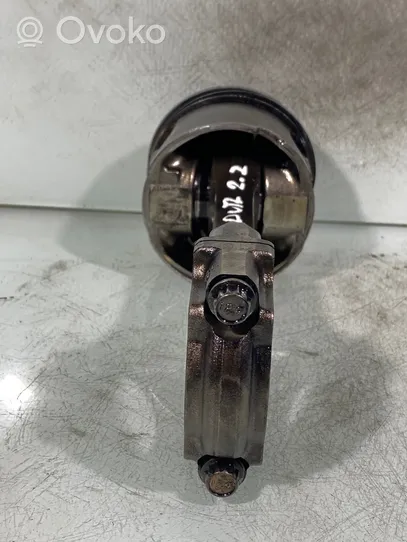 Mitsubishi Outlander Piston with connecting rod 4n14