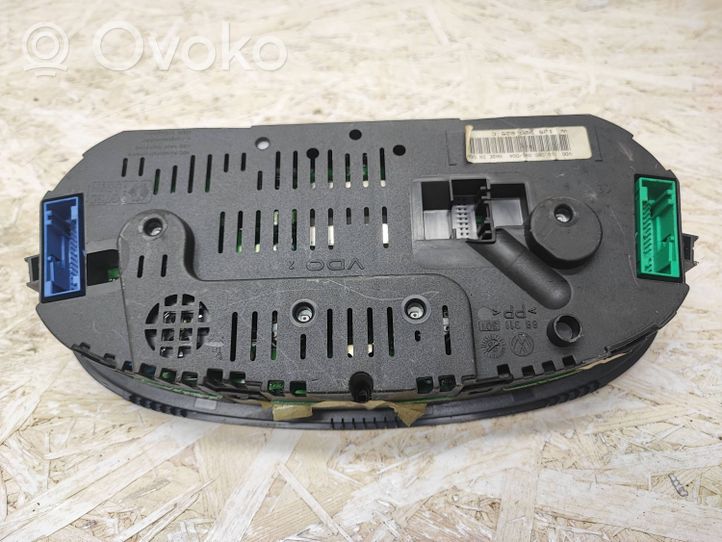 Volkswagen Bora Compteur de vitesse tableau de bord 1J5920825C