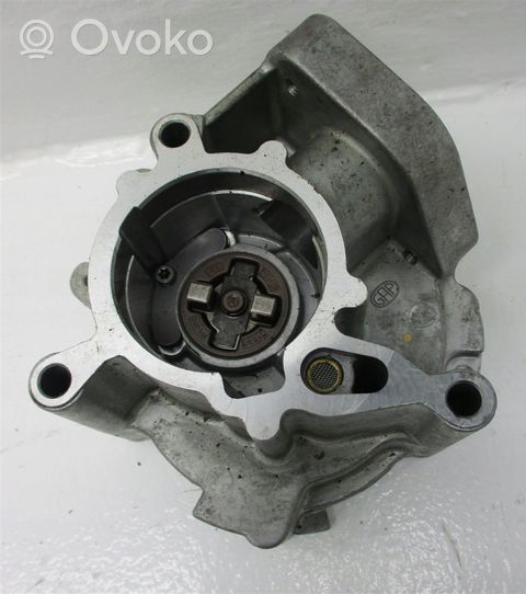 Audi A3 S3 8V Alipainepumppu 06K145100AA