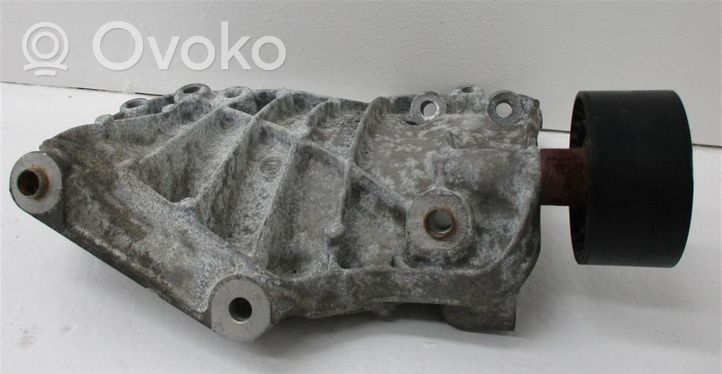 BMW X5 F15 Staffa di montaggio del compressore dell’A/C 7585167