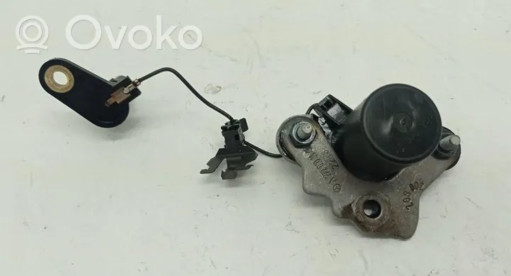 Mercedes-Benz C AMG W205 Oil level sensor 