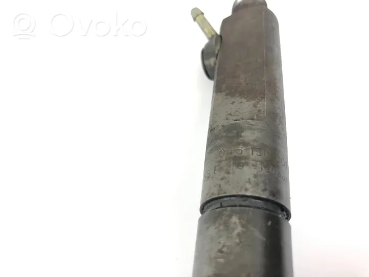 Audi A4 S4 B5 8D Fuel injector 046130201F