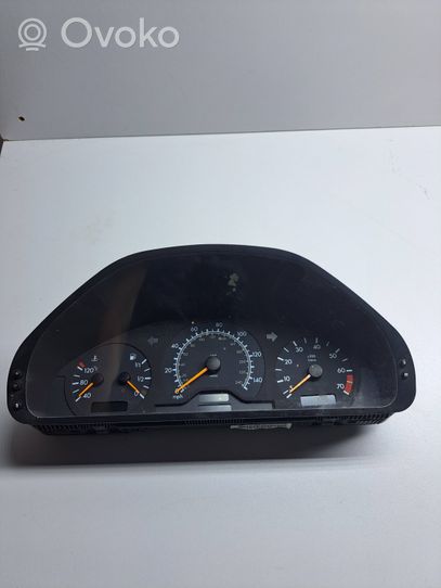 Mercedes-Benz C W202 Compteur de vitesse tableau de bord 2025406148