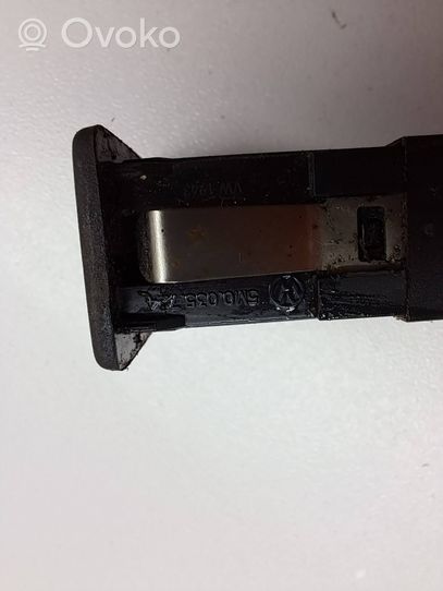 Volkswagen Golf VI Câble adaptateur AUX 5M0035724