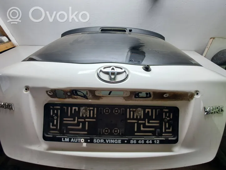 Toyota Yaris Tylna klapa bagażnika 