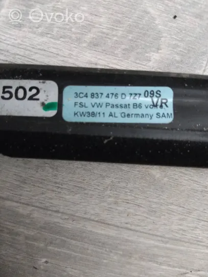 Volkswagen PASSAT B7 Listwa / Uszczelka szyby drzwi przednich 3C4837476D