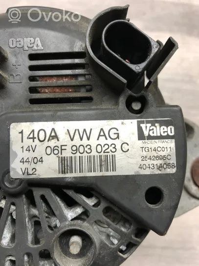 Volkswagen PASSAT B7 Generator/alternator 06F903023C