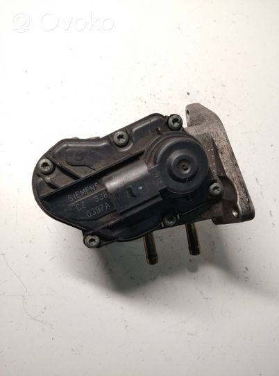 Volkswagen Eos Soupape vanne EGR 03C131503B