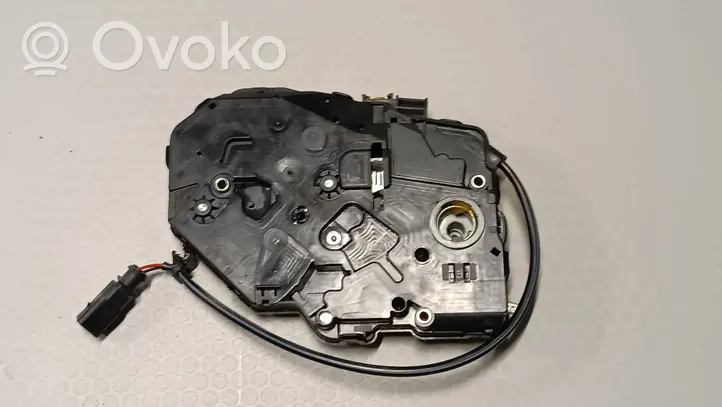 Volkswagen Caddy Loading door lock 2K0827201AB