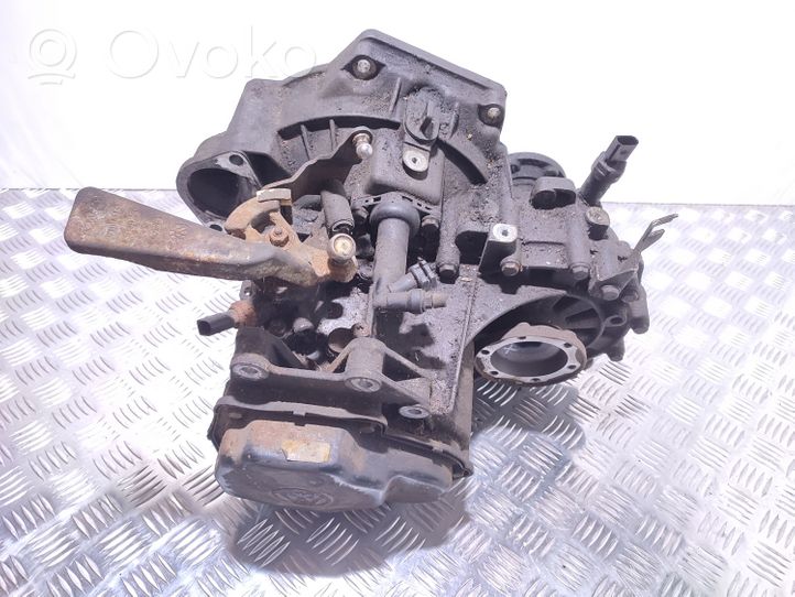 Volkswagen Polo Mechaninė 5 pavarų dėžė 02J301107D