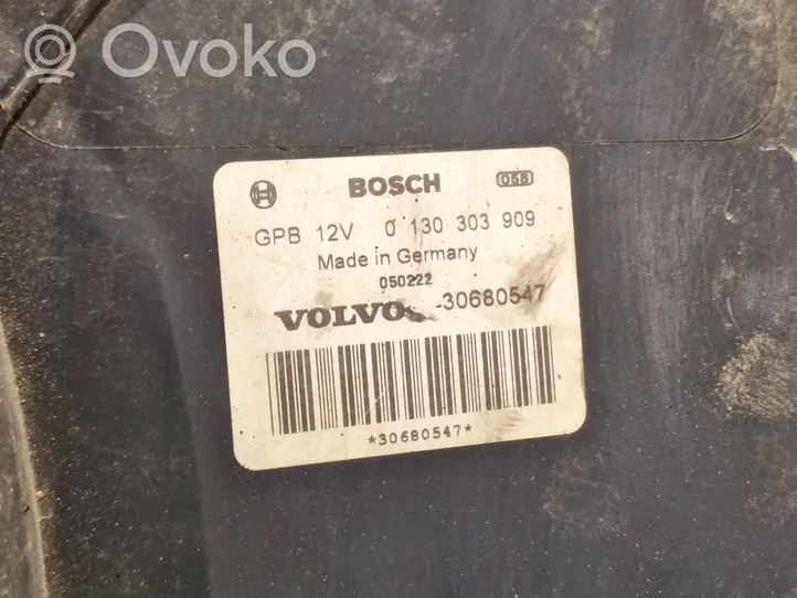 Volvo V70 Elektryczny wentylator chłodnicy 30680547