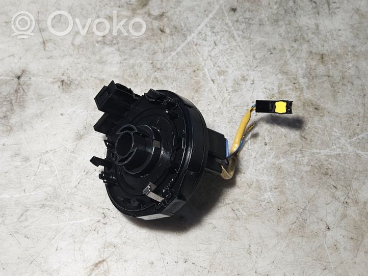 Toyota Yaris Bague collectrice/contacteur tournant airbag (bague SRS) 