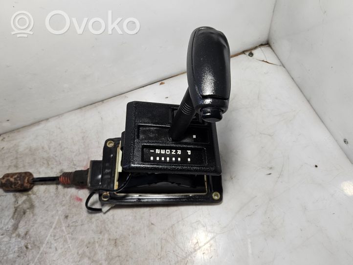 Renault Clio I Gear selector/shifter (interior) 7700815632