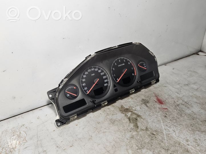 Volvo XC70 Compteur de vitesse tableau de bord 9499668