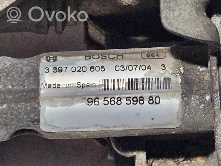 Peugeot 407 Mechanizm i silniczek wycieraczek szyby przedniej / czołowej 1137328136