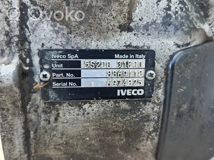 Iveco Daily 30.8 - 9 Mechaninė 5 pavarų dėžė 8869118