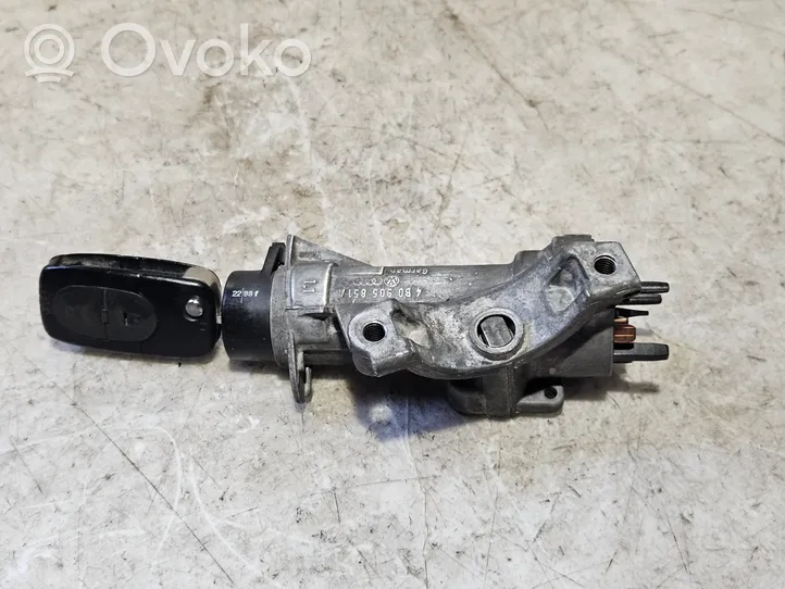 Volkswagen PASSAT B5 Ignition lock 4B0905851A