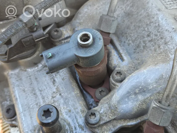 Volvo S60 Fuel injector 0445110078