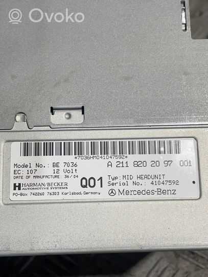 Mercedes-Benz E W211 Kit sistema audio A2118202097