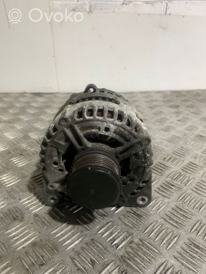 Volkswagen PASSAT B6 Generatore/alternatore 03G903023