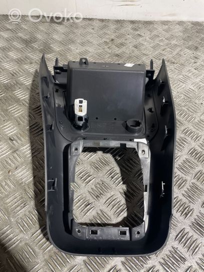 Volkswagen Tiguan Center console 5M1863487B