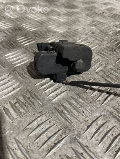 Volkswagen Tiguan Moteur de verrouillage trappe à essence 5N0810773F