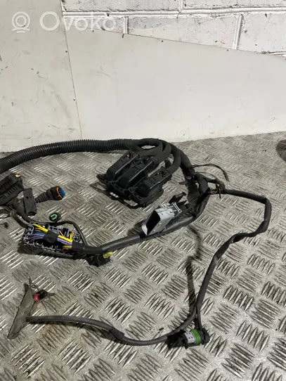 Opel Astra J Cablaggio per l’installazione del motore 13471754