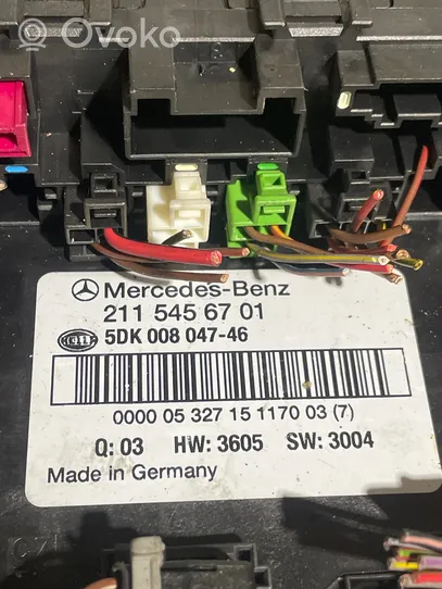 Mercedes-Benz CLS C219 Module de fusibles 2115456701