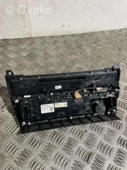 BMW 5 F10 F11 Panel klimatyzacji 9236482