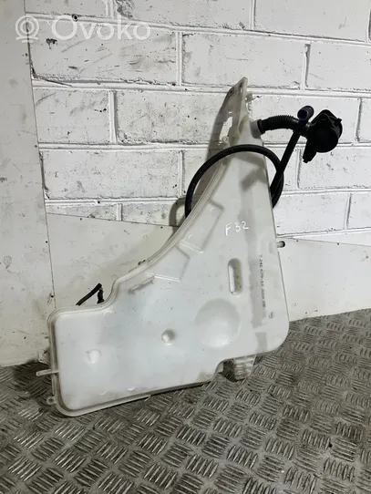 BMW 4 F32 F33 Serbatoio/vaschetta liquido lavavetri parabrezza 7241679