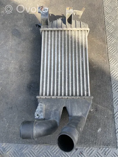 Opel Astra H Intercooler radiator 13213402